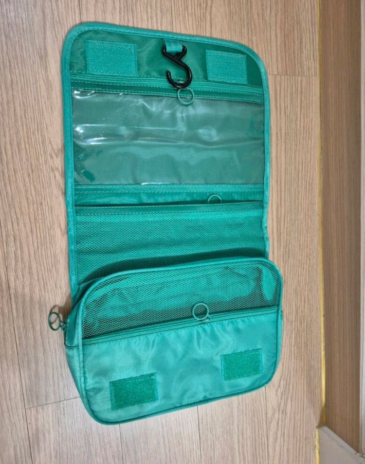 [미개봉 새상품] 이지듀 멜라 비 토닝 앰플 기미쿠션+에디션 케이스+트래블백 4종세트--9