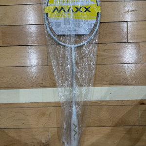 MAXX 맥스 배드민턴라켓 판매합니다