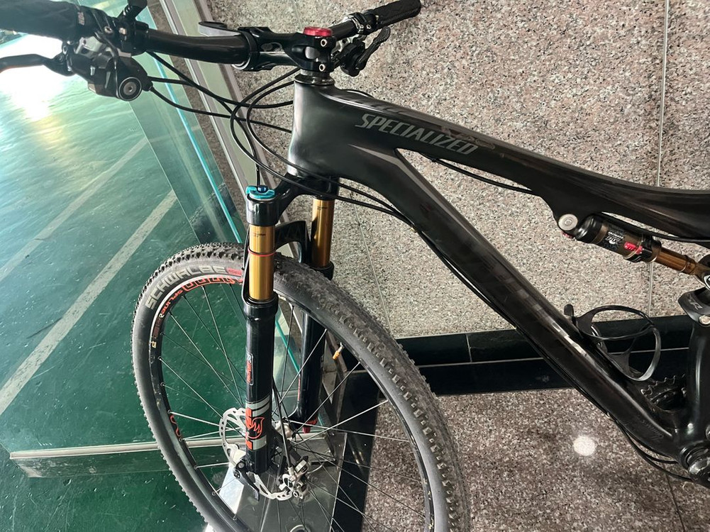 스페셜라이즈드 에스웍 풀서스펜션 MTB 자전거--3