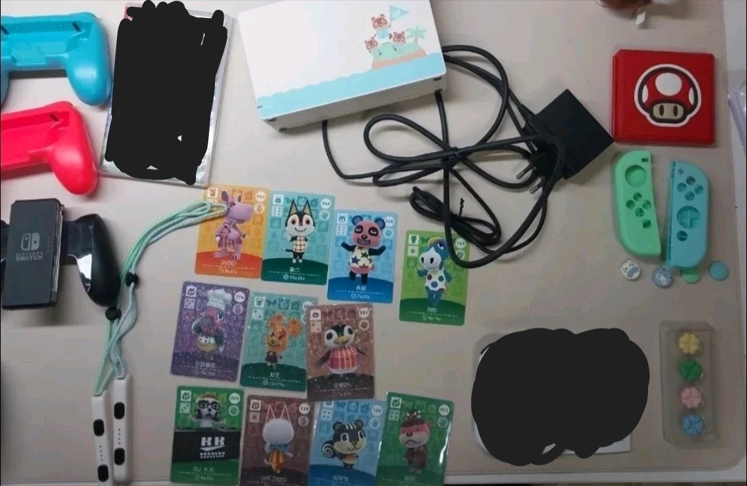 닌텐도 스위치 동물의 숲 에디션 풀박스와 아미보 카드 이미지