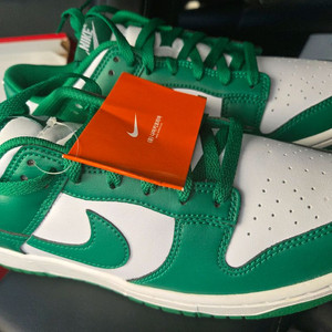 (새상품) 나이키 덩크 로우 레트로 말라카이트 그린 색상 270mm