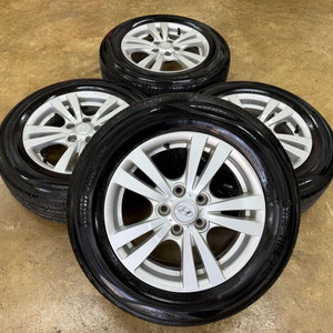 NF쏘나타 16인치 순정휠타이어 팝니다 이미지