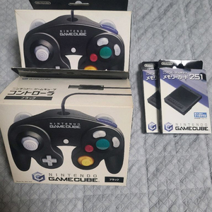 게임큐브 컨트롤러 블랙, 메모리 새상품 2개씩 팝니다.