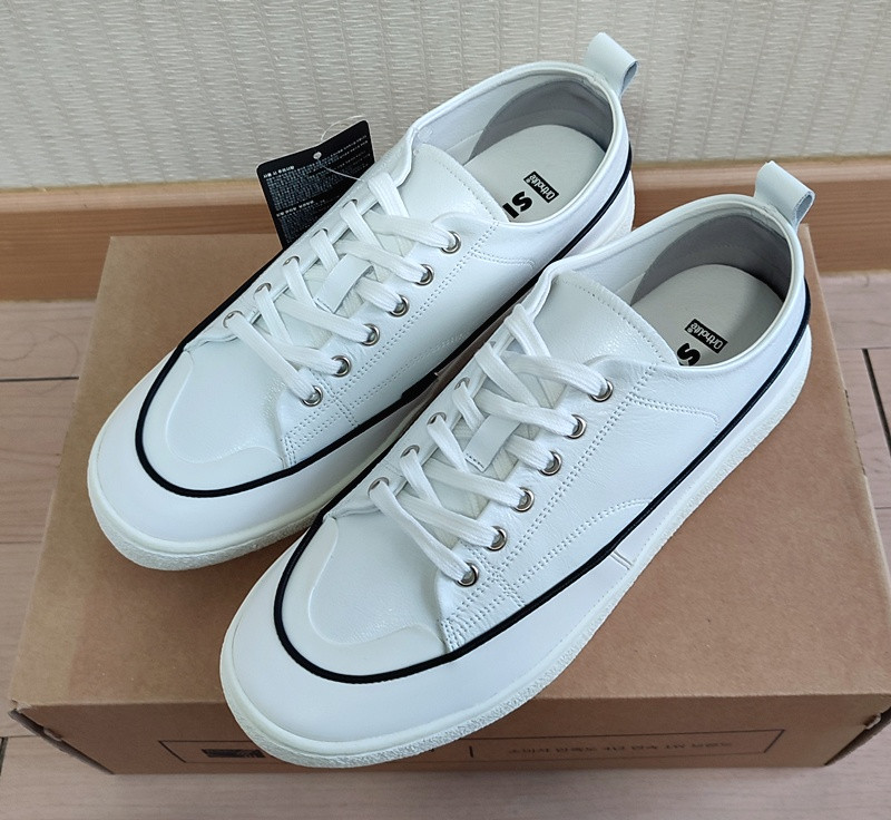 식스핏 가죽스니커즈260 남자 운동화 키높이 새상품 이미지