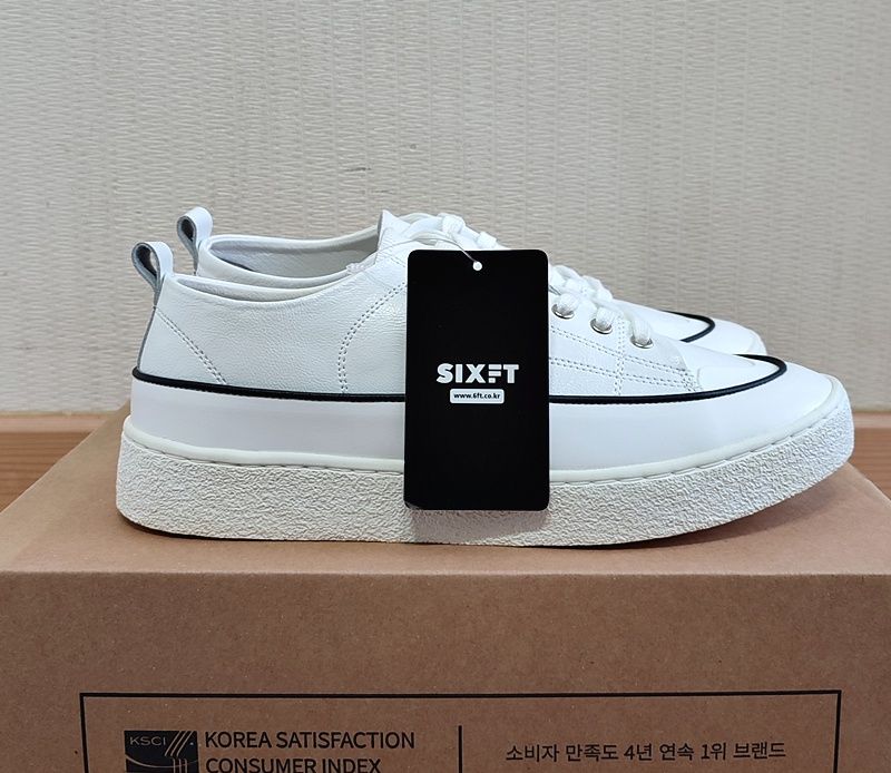 식스핏 가죽스니커즈260 남자 운동화 키높이 새상품 이미지
