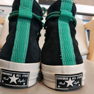 컨버스 척 70 디지털 터레인 스웨이드 블랙 260사이즈