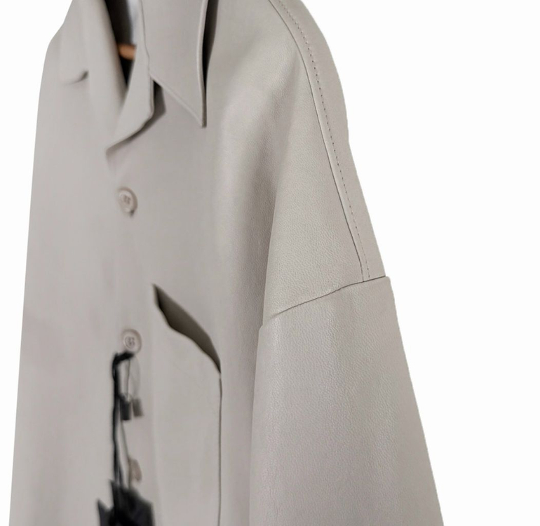 [50] 프라다 남성 나파 레더 삼각로고 램스킨 반팔 셔츠 자켓 베이지--5