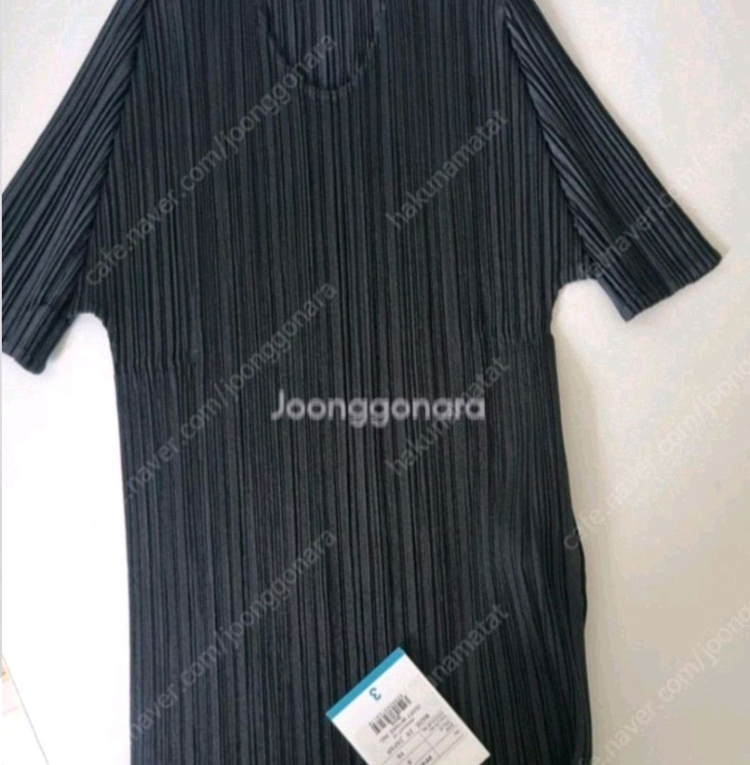 이세이미야케 플리츠플리즈 베이직탑 블랙 3사이즈 새상품--1