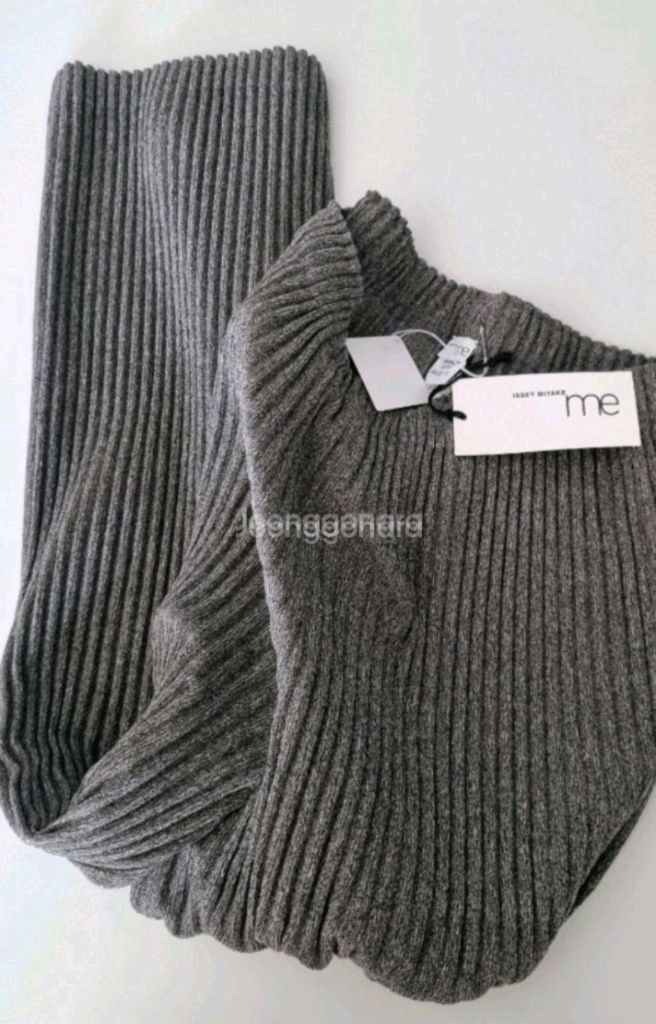 미이세이미야케 플리츠플리즈 코듀로이 플리츠 팬츠 차콜 새상품--2