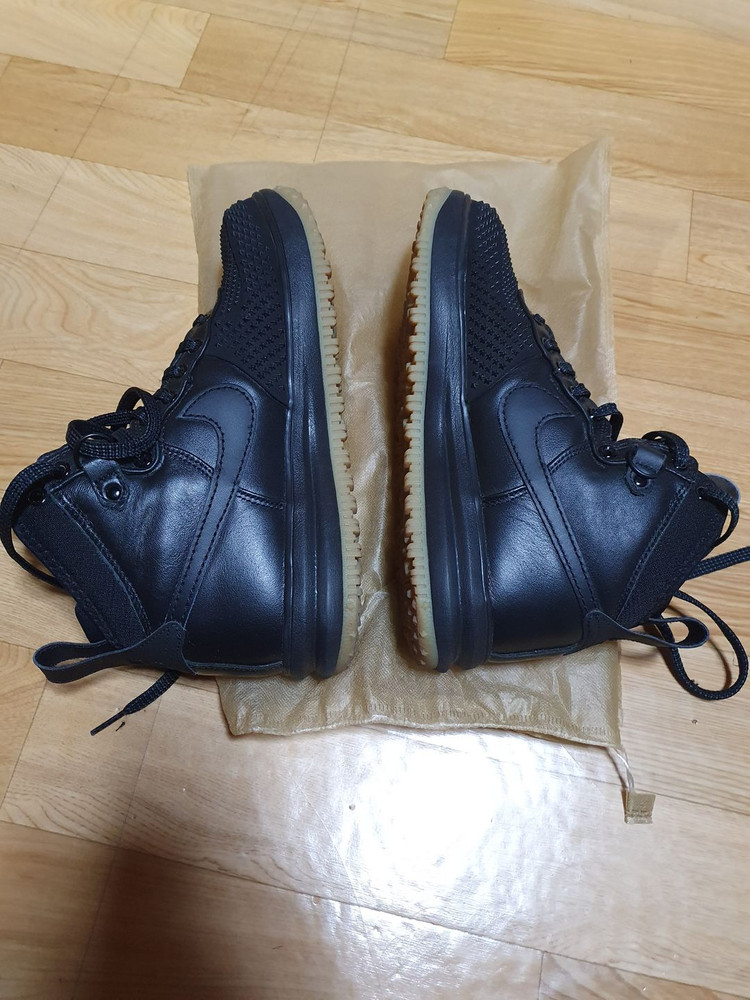 나이키 루나 포스 1 덕부츠 블랙 검 270 판매합니다--3