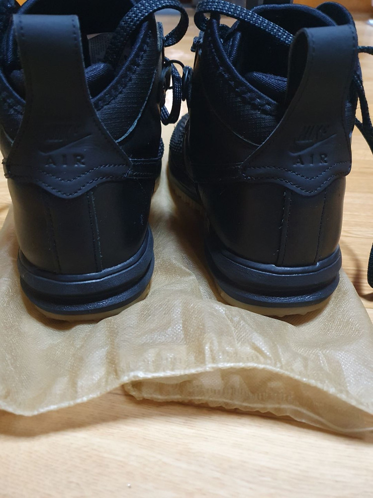 나이키 루나 포스 1 덕부츠 블랙 검 270 판매합니다--2