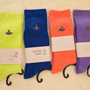 비비안웨스트우드 유니크컬러 양말