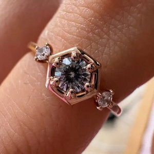 메트로시티 14k 모이사나이트 반지