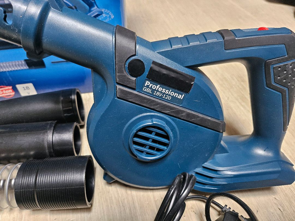 보쉬 GBL 18V-120 충전 송풍기 세트 이미지