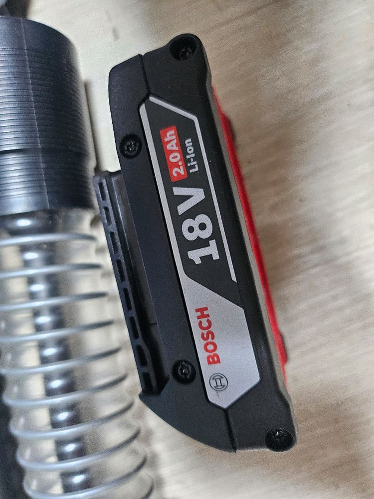 보쉬 GBL 18V-120 충전 송풍기 세트 이미지