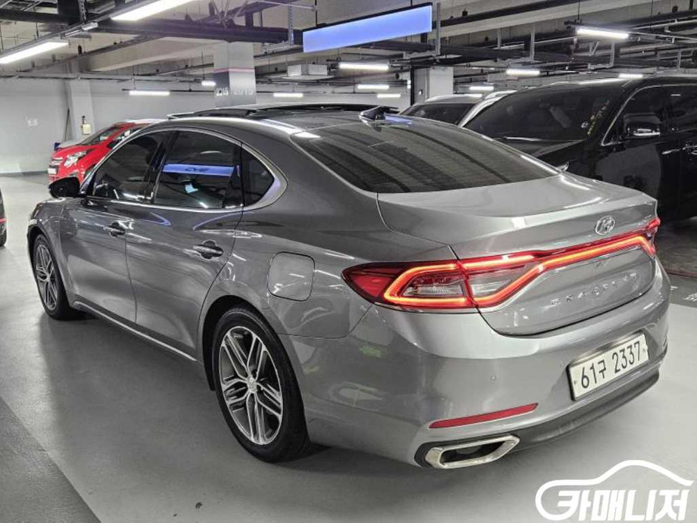 [현대]그랜저 IG 3.0 LPI 프리미엄 스페셜(장애인용) #3월급매--3