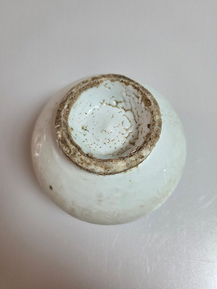 골동품 조선후기 조선백자 오목약사발 이미지