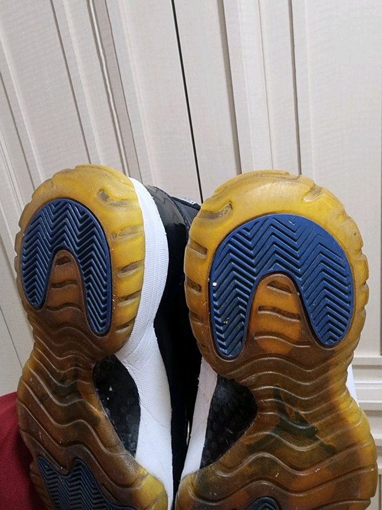 나이키 에어 조던 11 스페이스잼 275 이미지