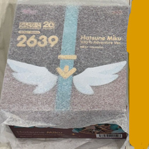 하츠네 미쿠 100th 어드벤처 Ver. 넨도로이드