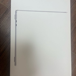 맥북 에어 13 M4 칩 16GB 256GB 풀박스(2월 구매)