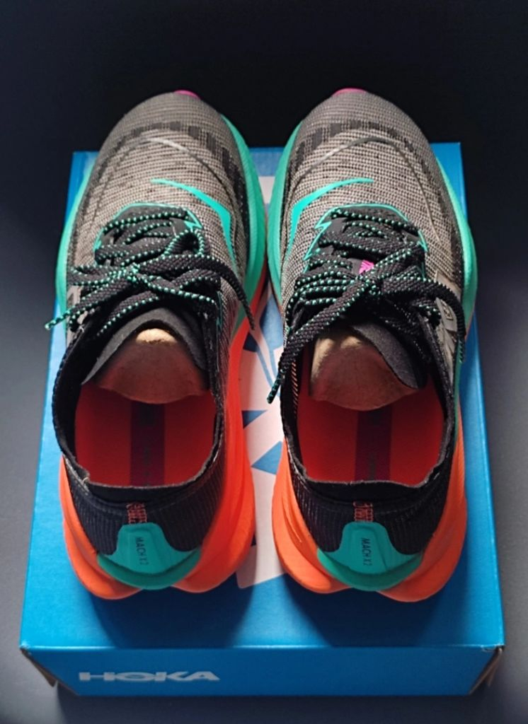 호카 운동화 마하 X 2 와이드 7.5 (245~250)--2