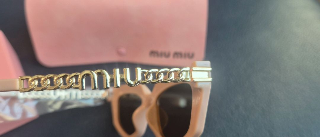 고급 선글라스 핑크 베이지 (새상품)--1