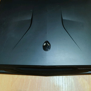 에일리언웨어 m11x r2