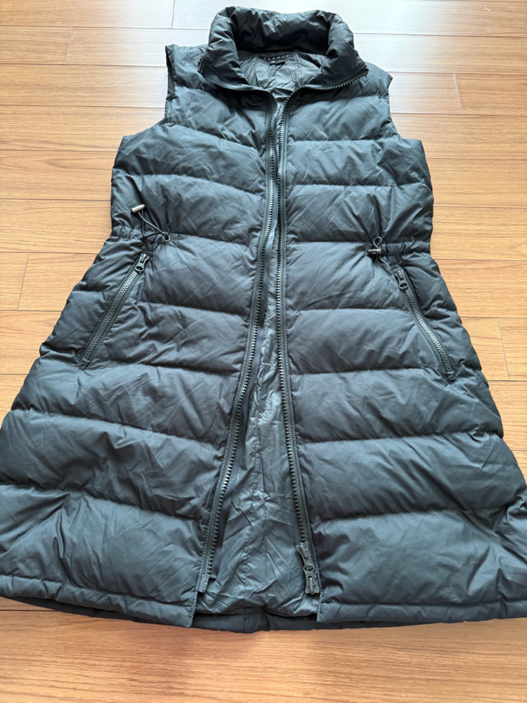 띠어리 패딩 조끼--1