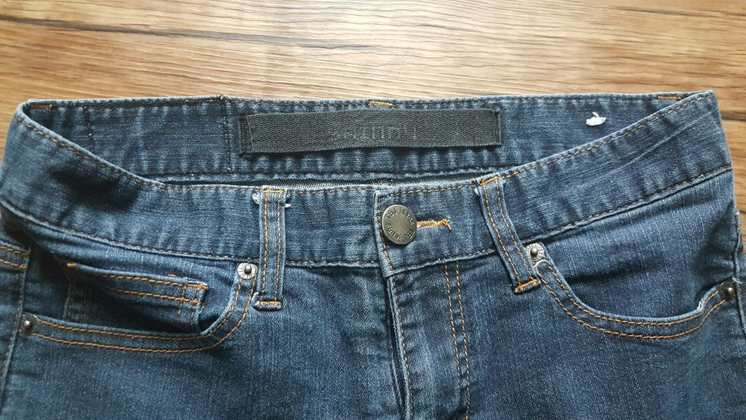 28정도 남성 여성 청바지 블루진 블랙진 이미지