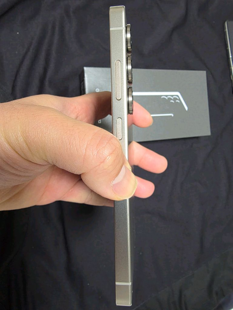 갤럭시S25 울트라 티타늄 그레이 자급제 512GB--1