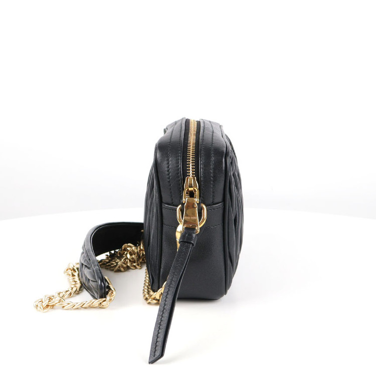 [중고명품다올] 미우미우 로고 나파 마테라쎄 체인 크로스백 블랙 금장 5BH118--1