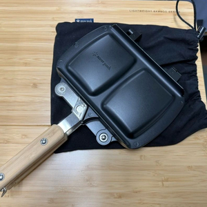 스노우피크 트라메지노 블랙 토스트 쿠커 이미지