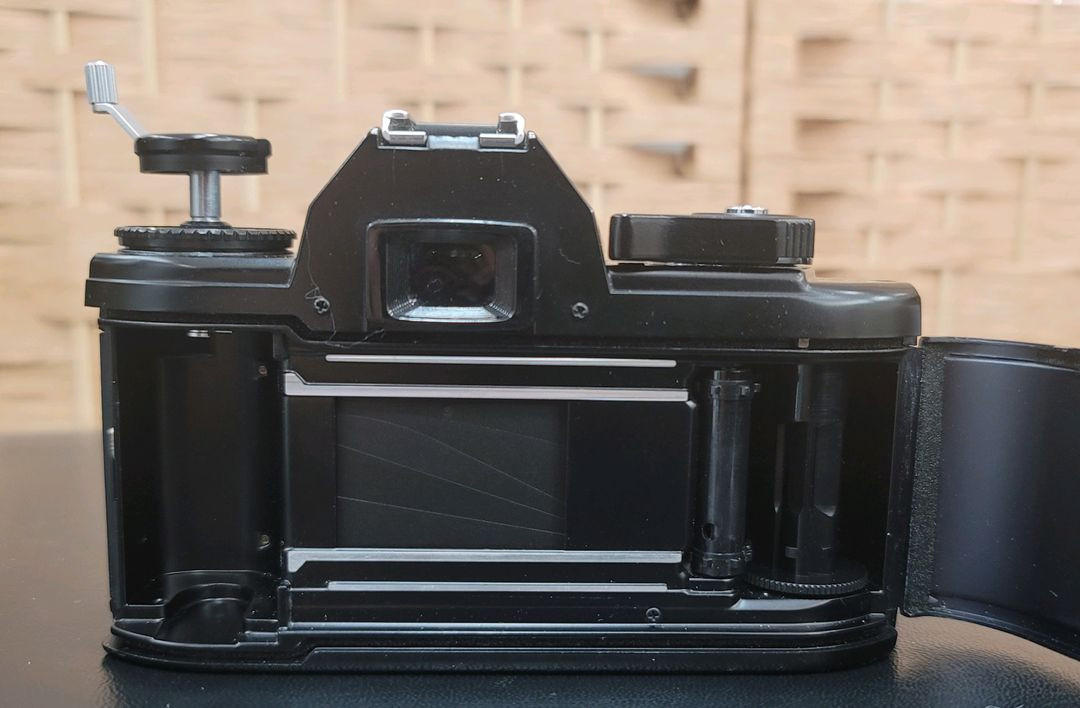 니콘 EM 필름카메라--4