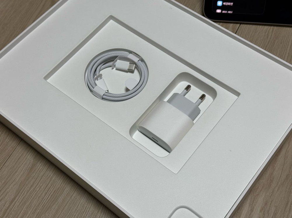 애플 아이패드 프로13 M4 셀룰러 256GB 애플케어플러스--3