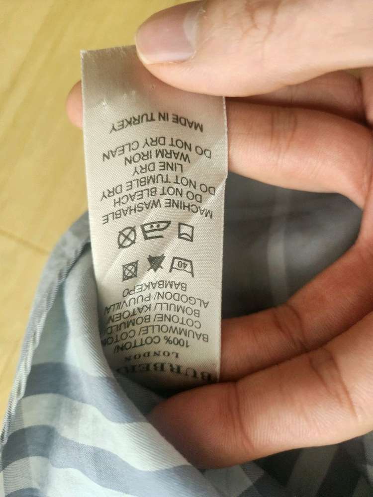 버버리 블루 반팔 셔츠 팝니다.--2