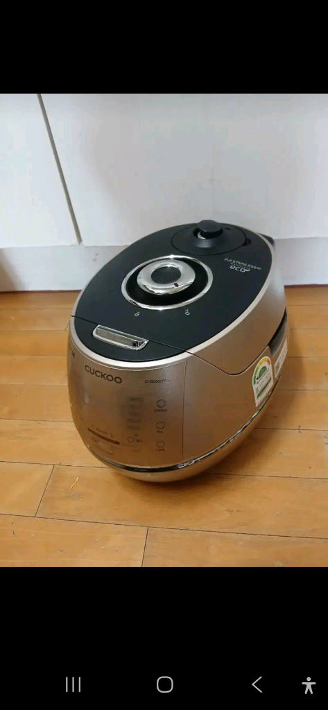 쿠쿠 6인용 메탈릭 IH밥솥/DHB0660FE--1
