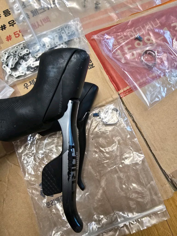 스램 포스 d1+레드 스프라켓 로드자전거 12단 전동구동계 그룹셋 판매--1