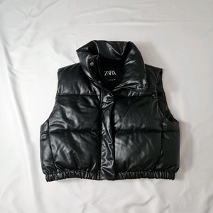 자라 레더 크롭 조끼패딩 푸퍼 스트링 M
