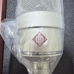 새상품) 노이만 TLM 103 싸게 정리합니다