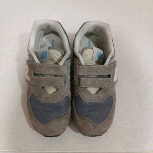 뉴발란스 키즈 운동화 210