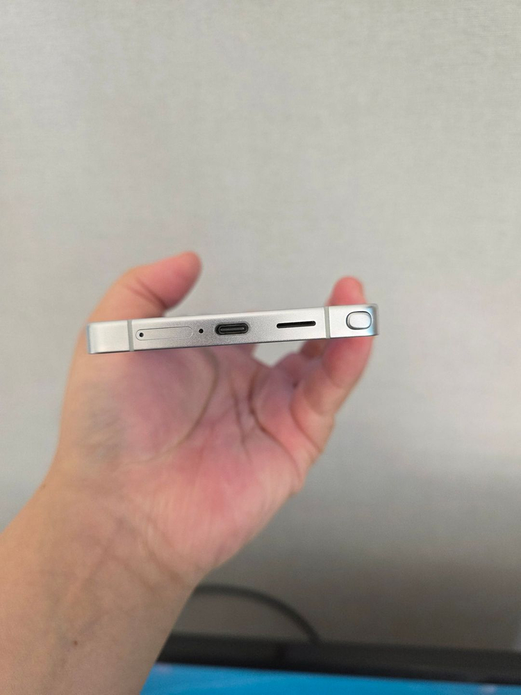 갤럭시 S25울트라 티타늄 실버블루 256기가 SS급 팔아요~--5