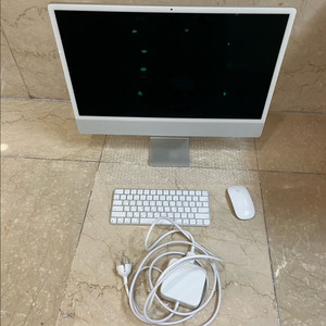 아이맥 24인치 m3 8/10코어 8gb 256 +매직키보드마우스 애케플