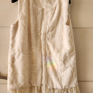 Valleygirl 아이보리 퍼 조끼