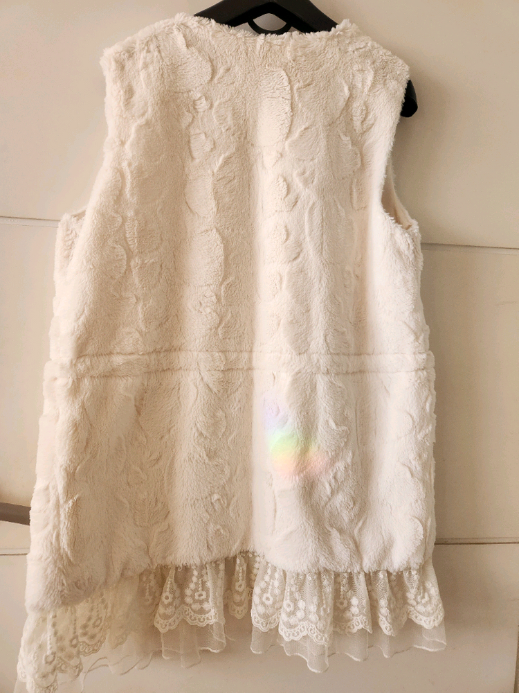 Valleygirl 아이보리 퍼 조끼--3