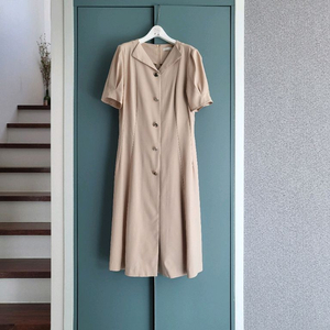 지고트 베이지 롱원피스 (반택포)