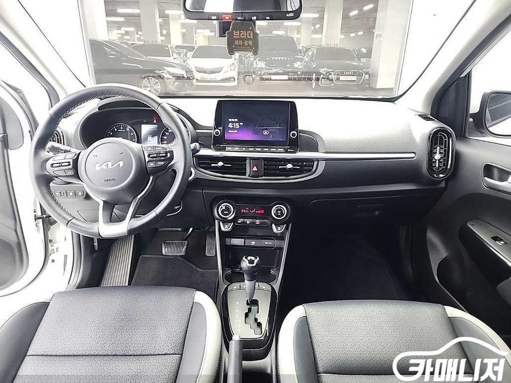 [기아]모닝 어반 시그니처 (5인승) #3월급매 이미지