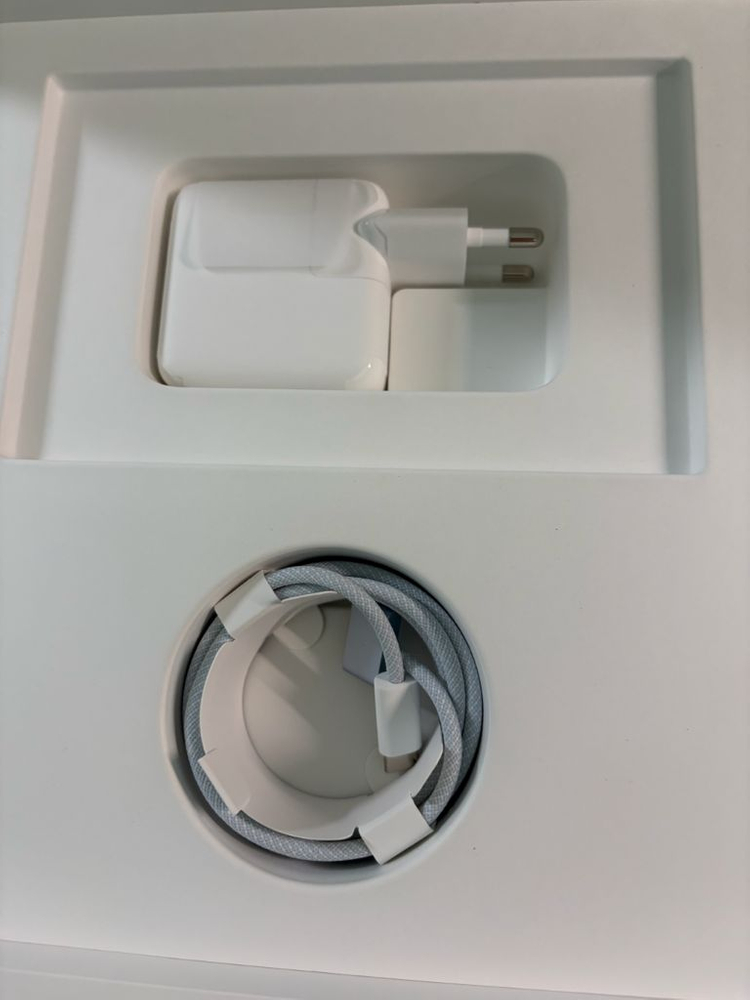 맥북에어m4 13인치 16GB / 256GB--4