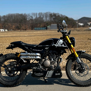 몬디알힙스터125/22년식/8천키로/200만원/상태굿 이미지