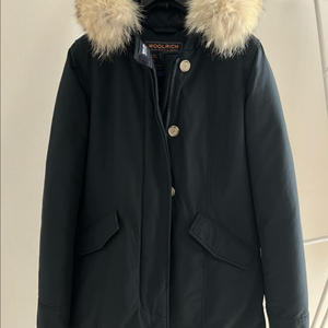 울리치WOOLRICH 오리털 여성패딩 S사이즈