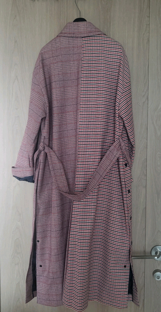 럭키슈에뜨 롱 코트--2